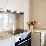 Top-floor 2br Terrace Appartement *