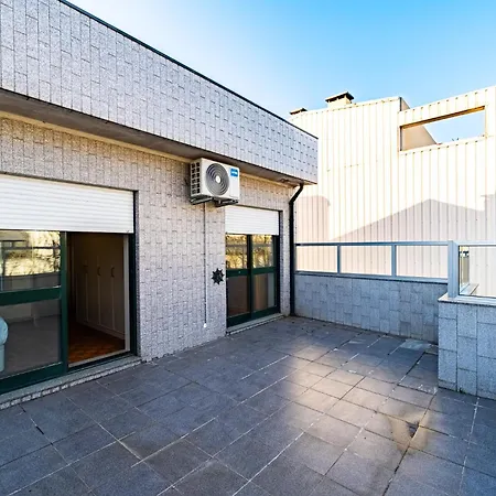 Top-floor 2br Terrace * Matosinhos (Porto)