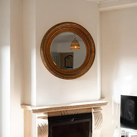 Top-floor 2br Terrace *